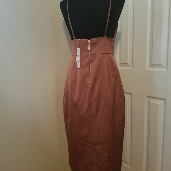 Brand New Ever New Melbourne Dusty Rose Dress - Picture 2 of 3